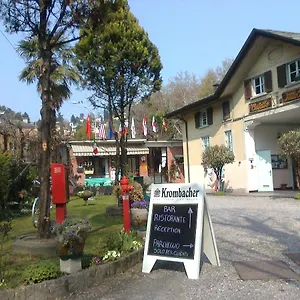 Olmo Hostel