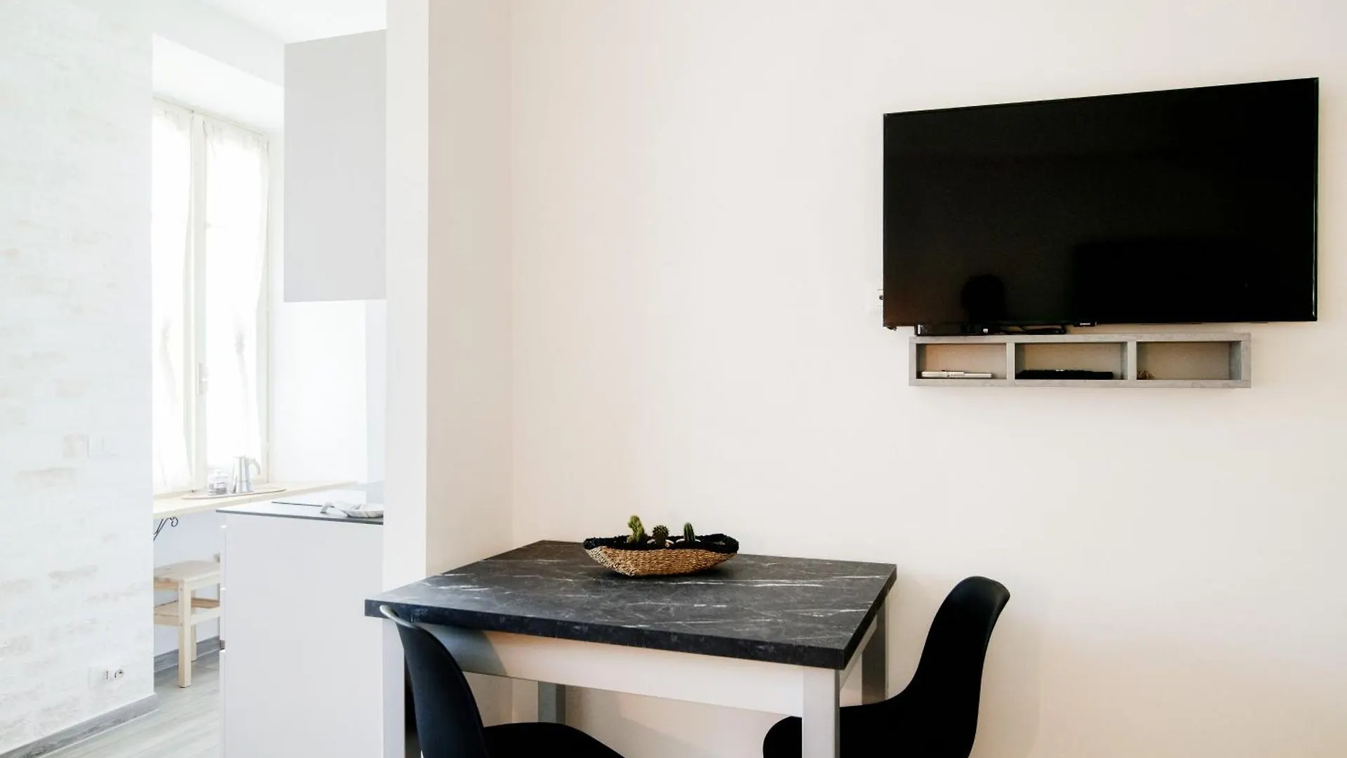 S&O Apartment - By Myhomeincomo
