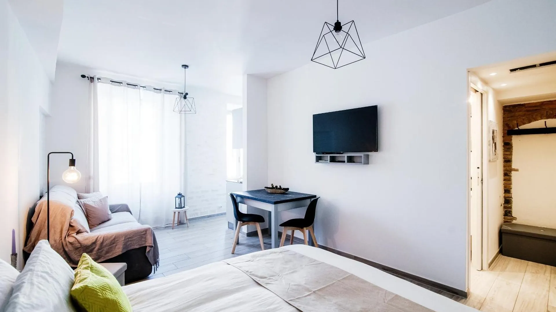 S&O Apartment - By Myhomeincomo 0*, Como