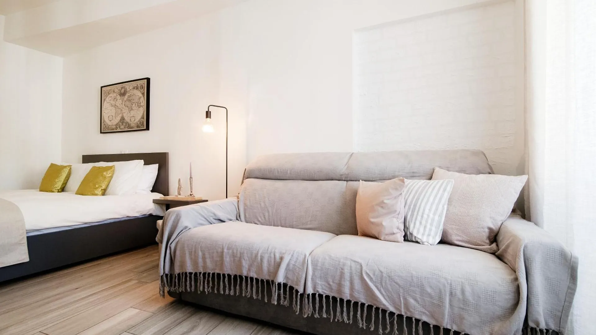 S&O Apartment - By Myhomeincomo Como