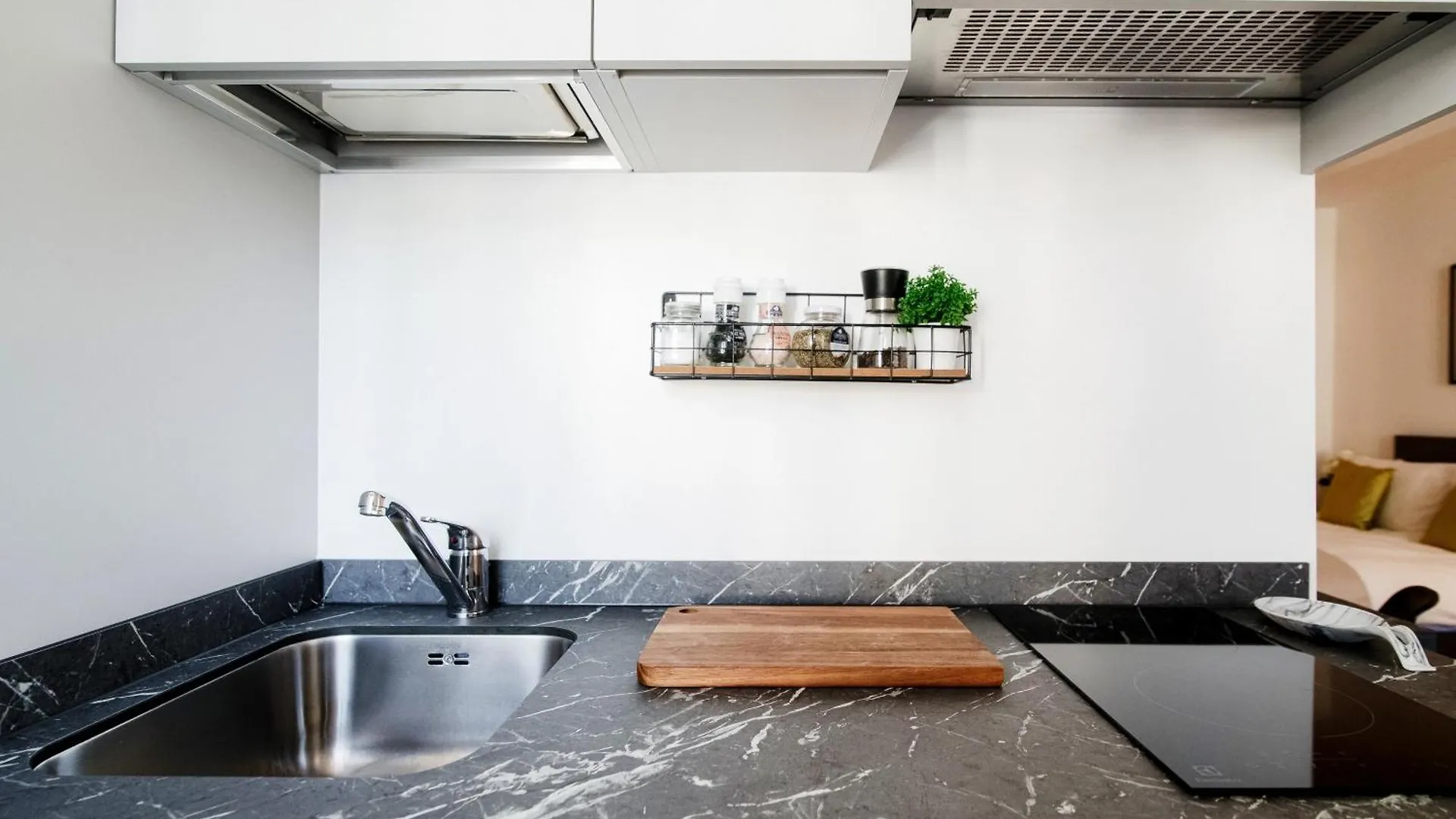 S&O Apartment - By Myhomeincomo